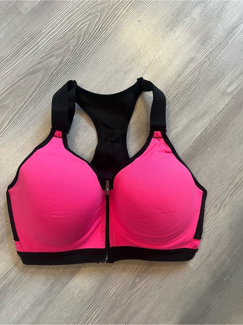 Victorias Secret VSX Incredible Pink Front Close Sports Bra 34DD